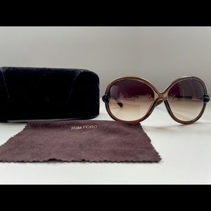 WHITNEY OVERSIZED SOFT ROUND SUNGLASSES -  BROWN